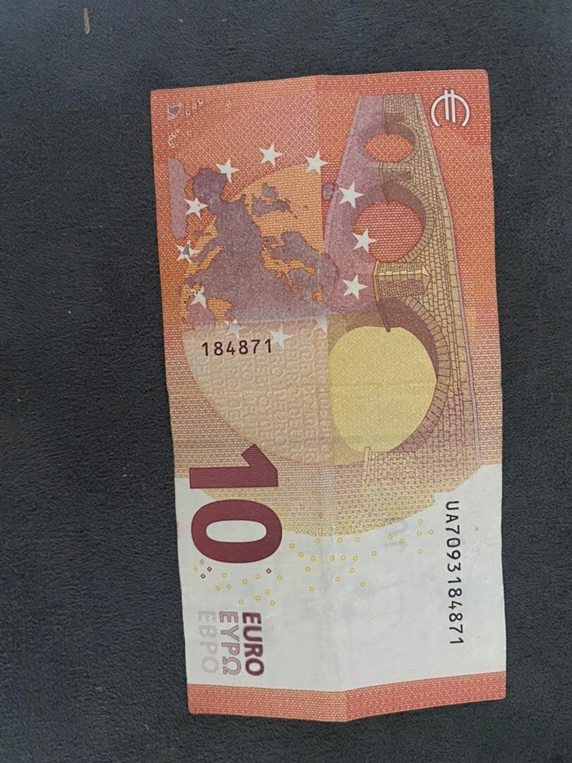 €10 Euro Banknotes
